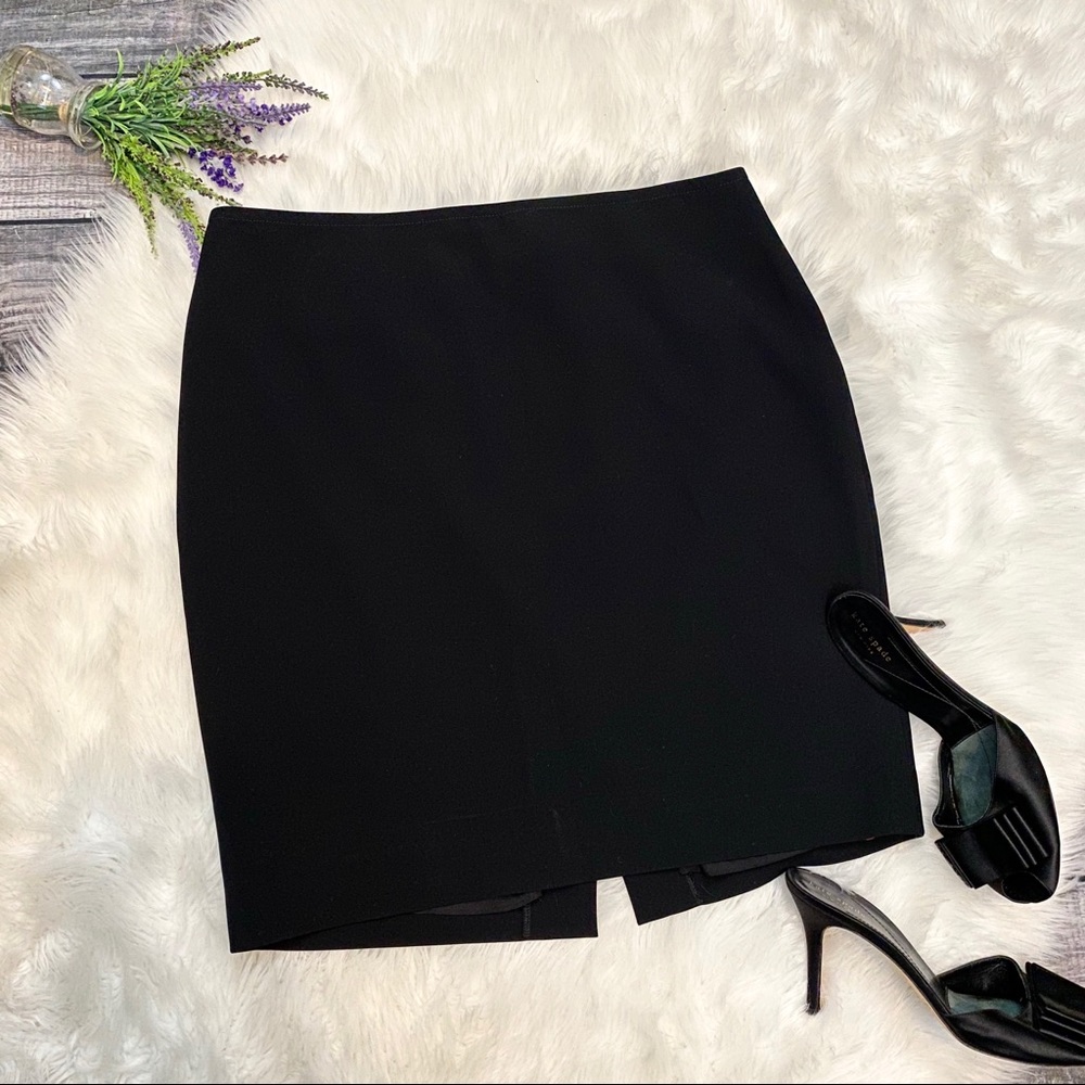 ST. John Caviar Classic Black Pencil Skirt